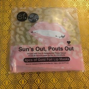 SFGLOW Sun’s Out Pouts Out gold Lip Mask set of 4